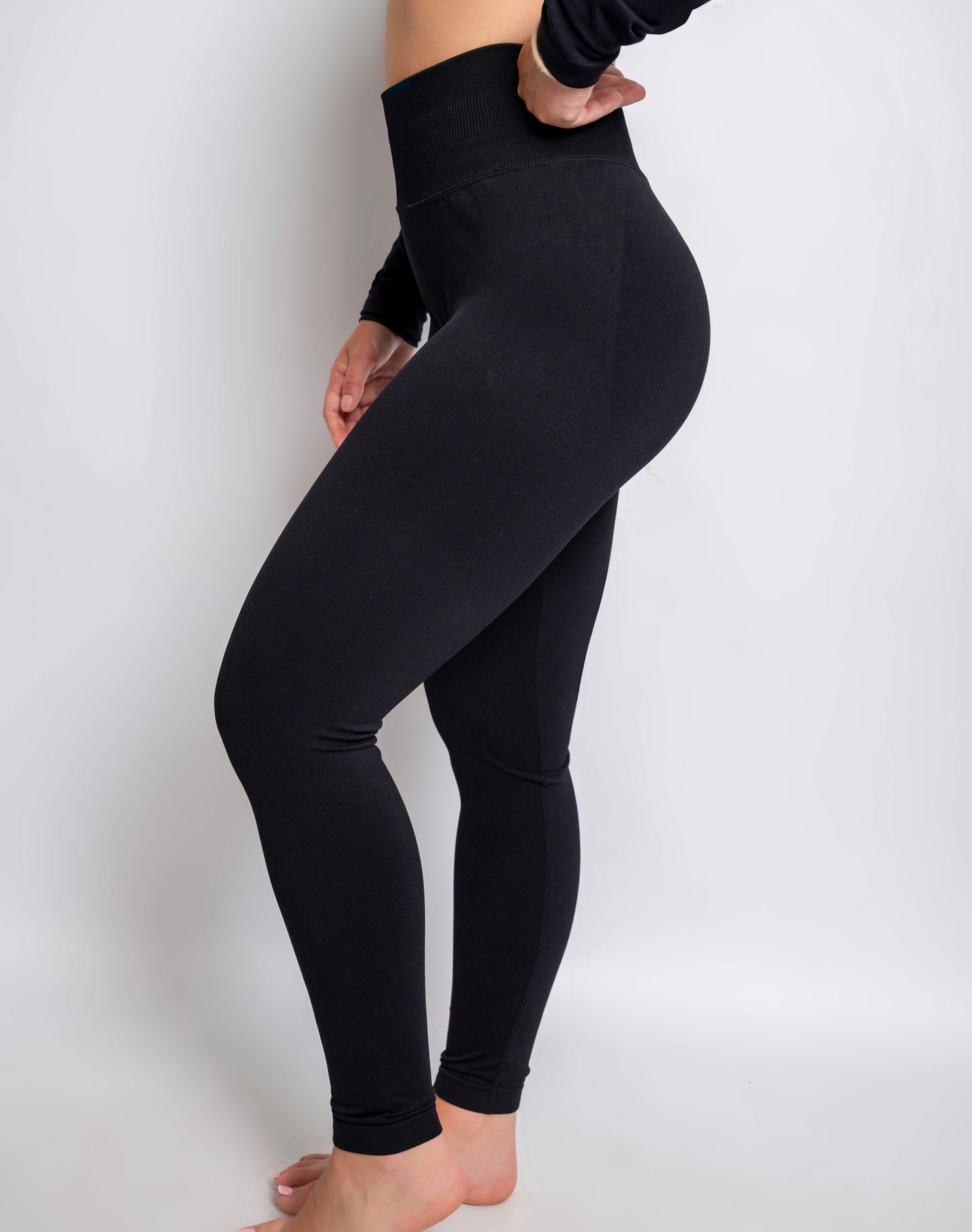 Legging Nova
Taille haute - ceinture large et enveloppante