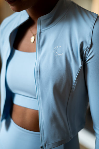 Veste Estela
Coupe courte - style et confort